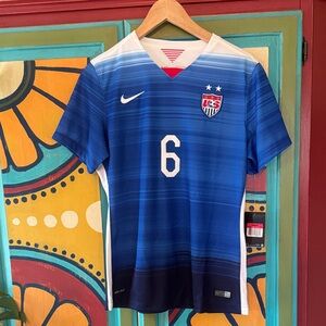 Nike Team USA Soccer Jersey Darlington Nagbe  Number 6 Women’s Large